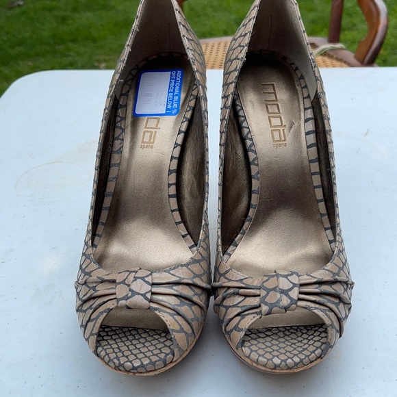 Shoes, Size 9M, Brand New-Never Worn